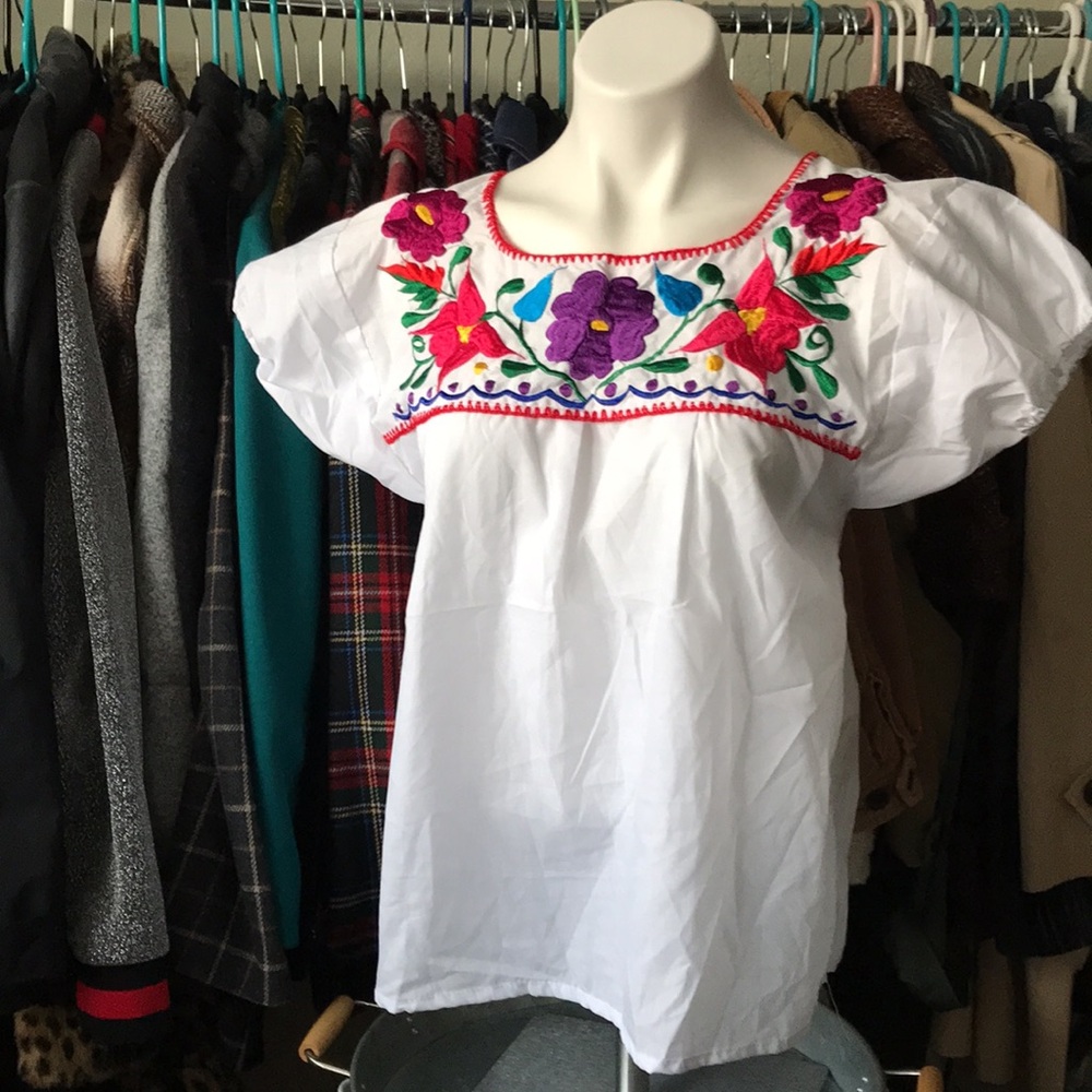Mexican White Embroidered Blouse with Floral Design